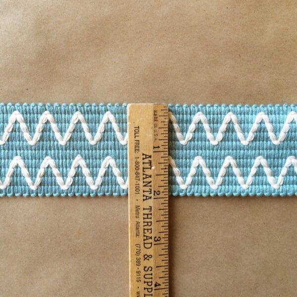 A Essex 2IN with a blue and white zig zag pattern.