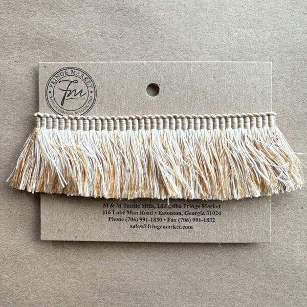 A Silk 100% Cut Brush Fringe 1.5in card.
